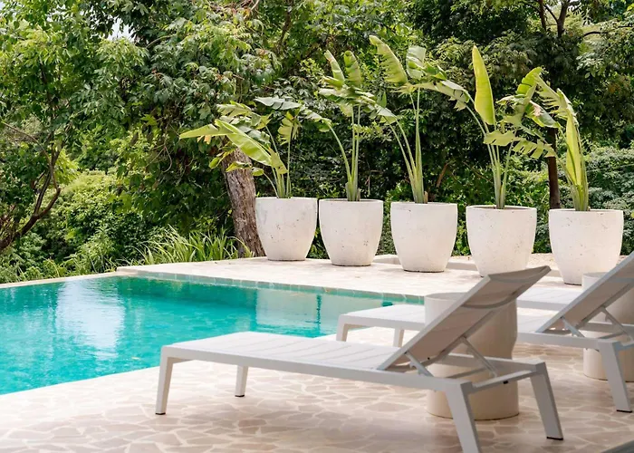 Secluded Luxury Mansion With Sleek, Modern Design, High-end Amenities, And Spectacular Views *